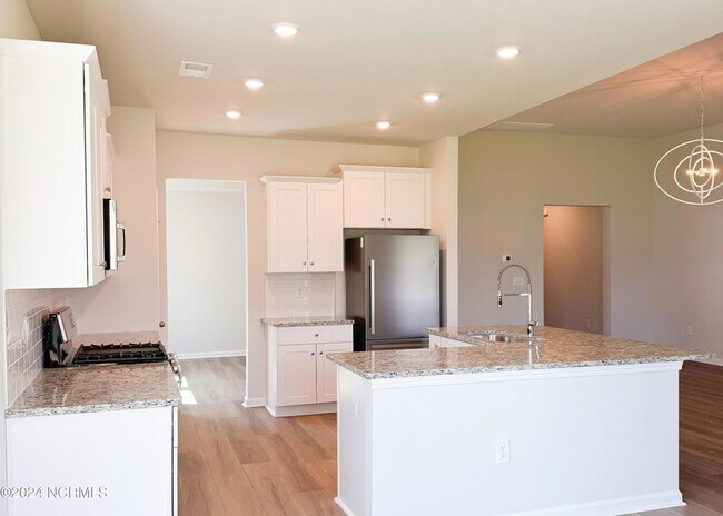 Building Photo - 9186 Little Osprey Dr