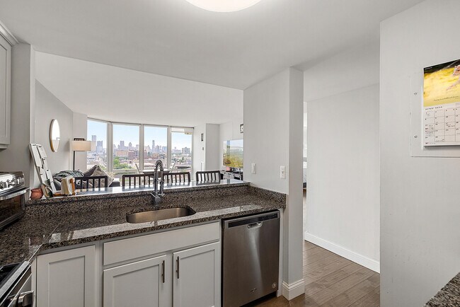 Building Photo - 250 E Harbortown Dr