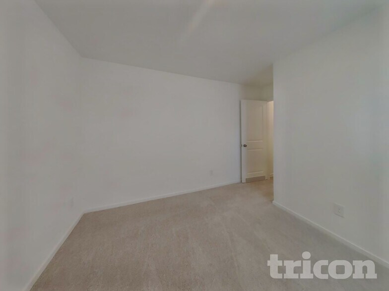 Building Photo - 1734 Serenity Moon Dr