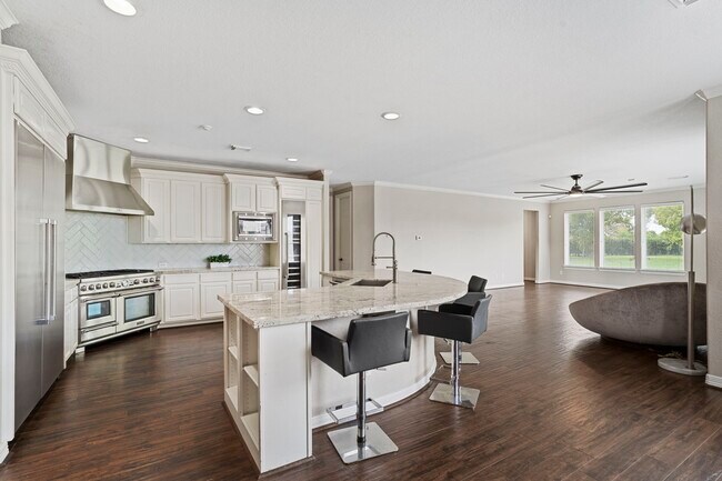 Building Photo - 4502 Creek Point Ln