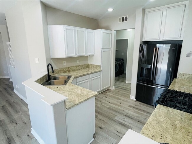 Building Photo - 26154 Williams Way