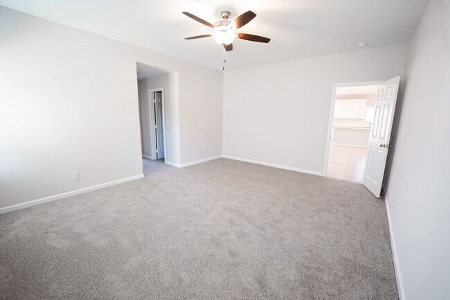 Building Photo - 125 Chilburn Cir