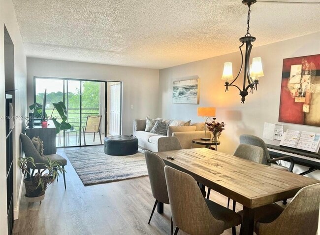 Building Photo - 9235 SW 8th St