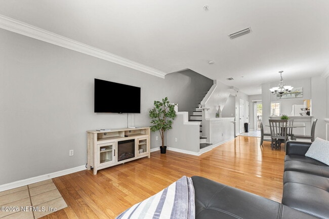 Building Photo - 343 E Church St