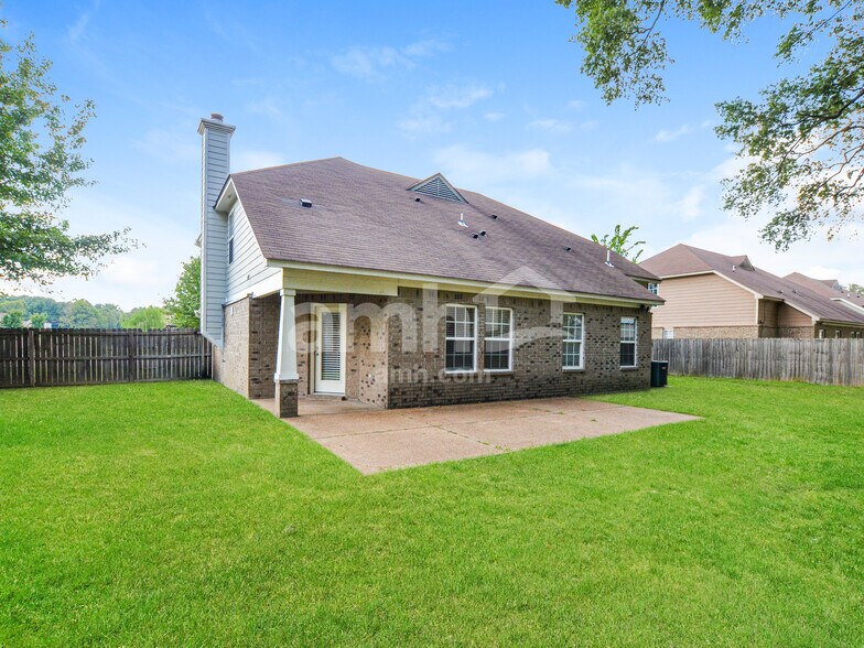 Building Photo - 4500 Hughes Meadow Dr
