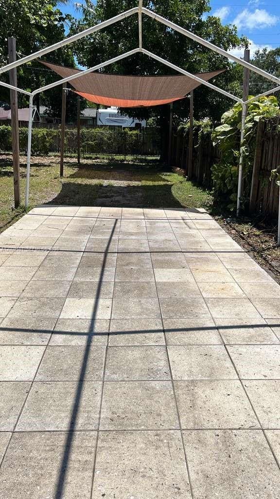 Building Photo - 308 SW 16th St