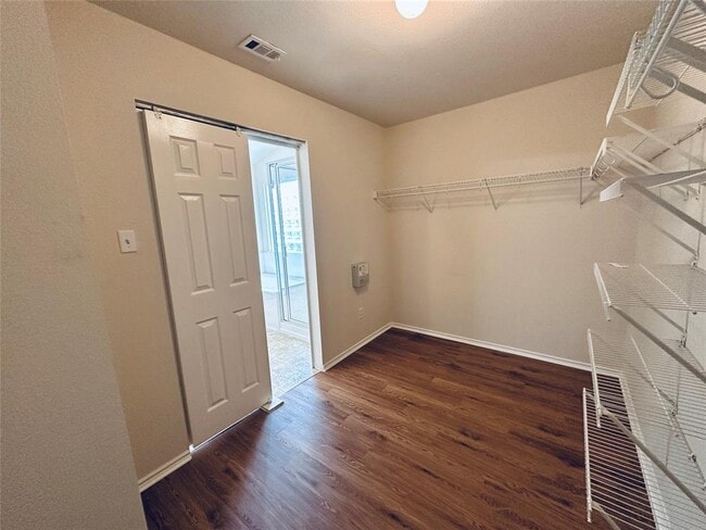 Building Photo - 408 Yucca House Dr