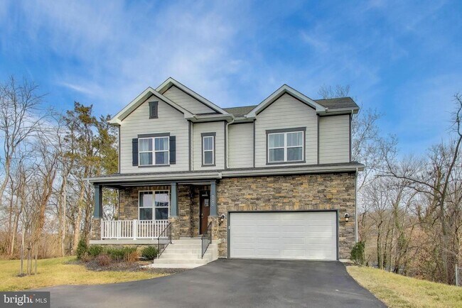 Building Photo - 3897 Hillview Ct