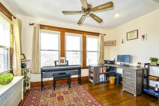 Building Photo - 86 Palfrey Rd