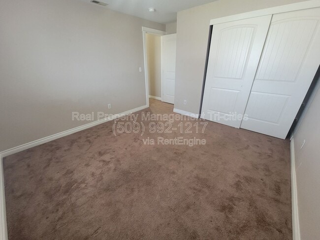 Building Photo - 6519 Yankee Dr