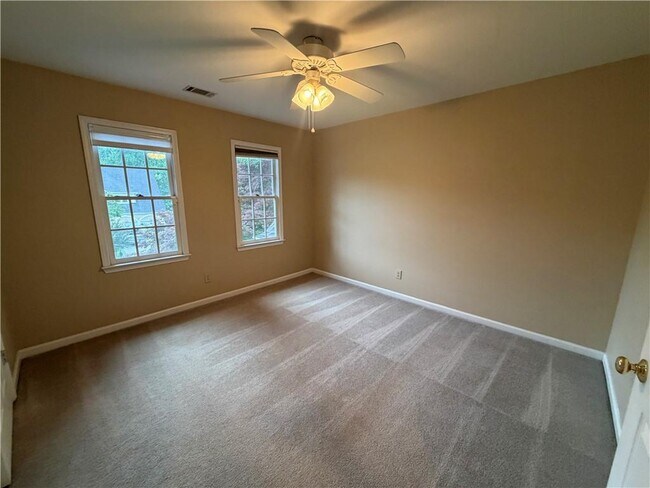 Building Photo - 10935 Pennbrooke Crossing
