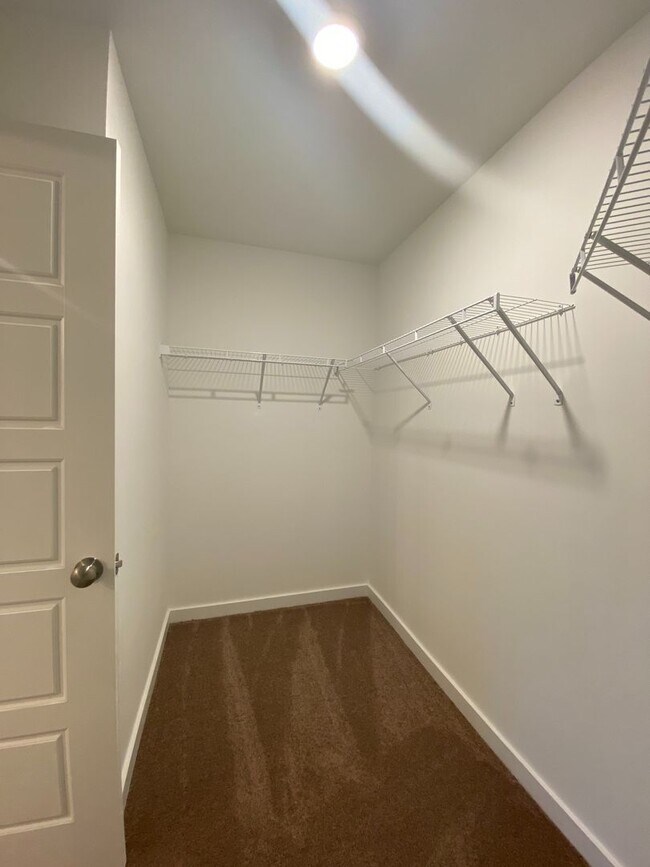 Building Photo - Home for Rent in Calera, AL!!! Available t...