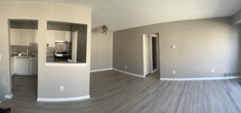 Building Photo - 503 Sunset Ln