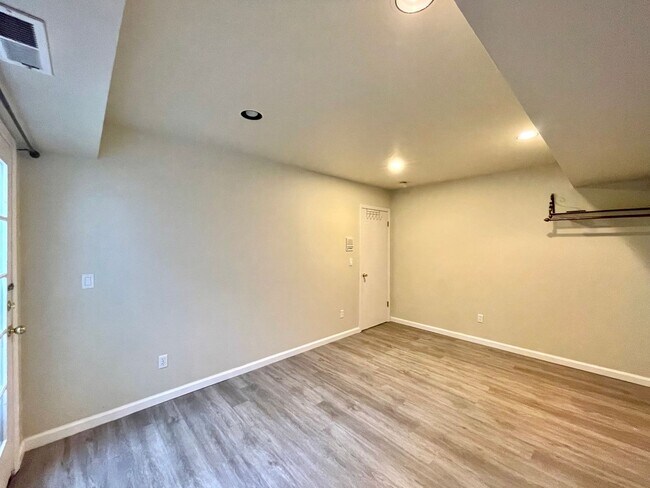 Building Photo - Great Home for rent