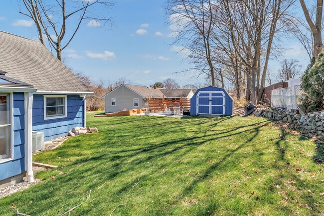 Building Photo - 239 Bayberry Ln