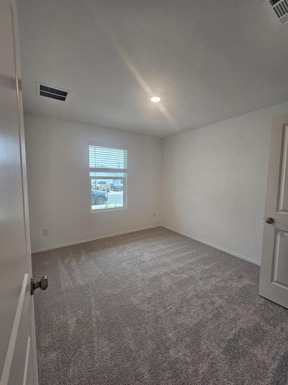Building Photo - 2329 Silvercloud Dr