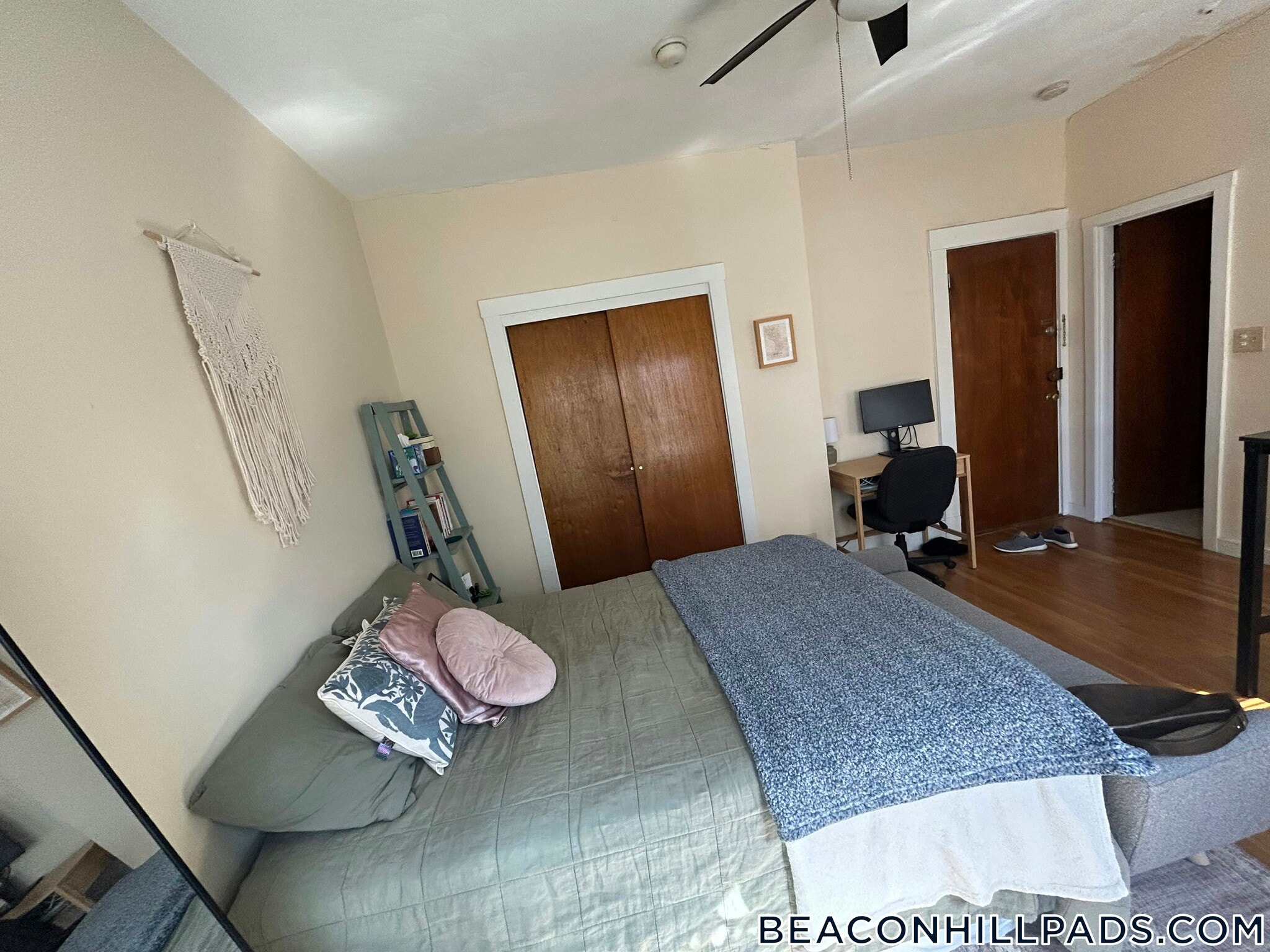 Building Photo - 108 Myrtle St