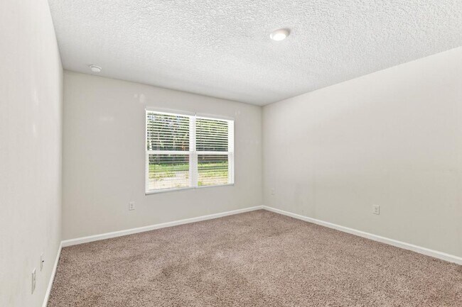 Building Photo - 3284 Chapelwood Dr