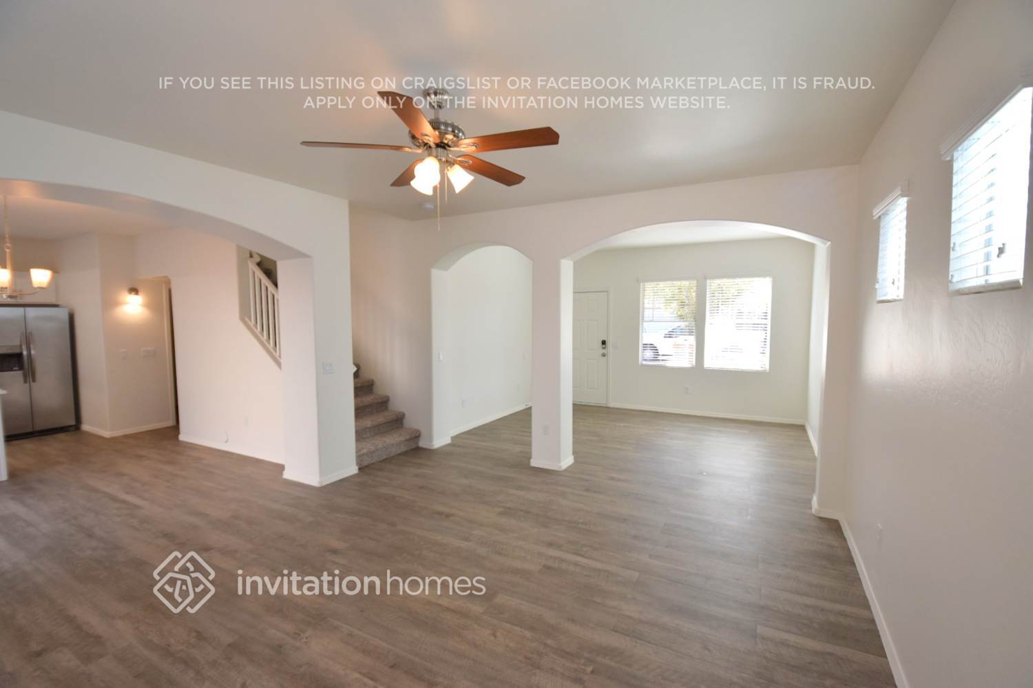 Building Photo - 7410 S 39th Dr