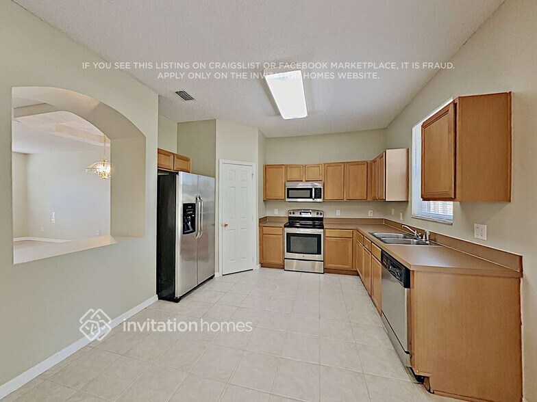 Building Photo - 345 Oak Springs Dr