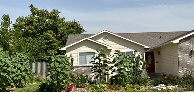 Building Photo - 30 Birch Dr