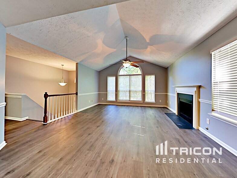 Building Photo - 115 Park Pl Ct