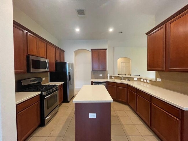 Building Photo - 14110 Pawnee Bend Dr