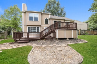 Building Photo - 2512 SE Kimbrough Ct