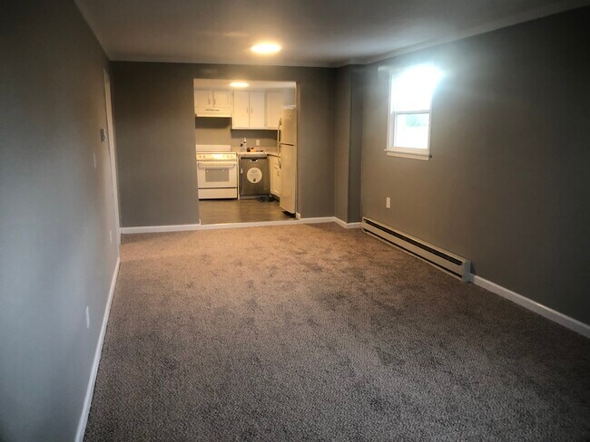 Building Photo - 349 S Hokendauqua Dr