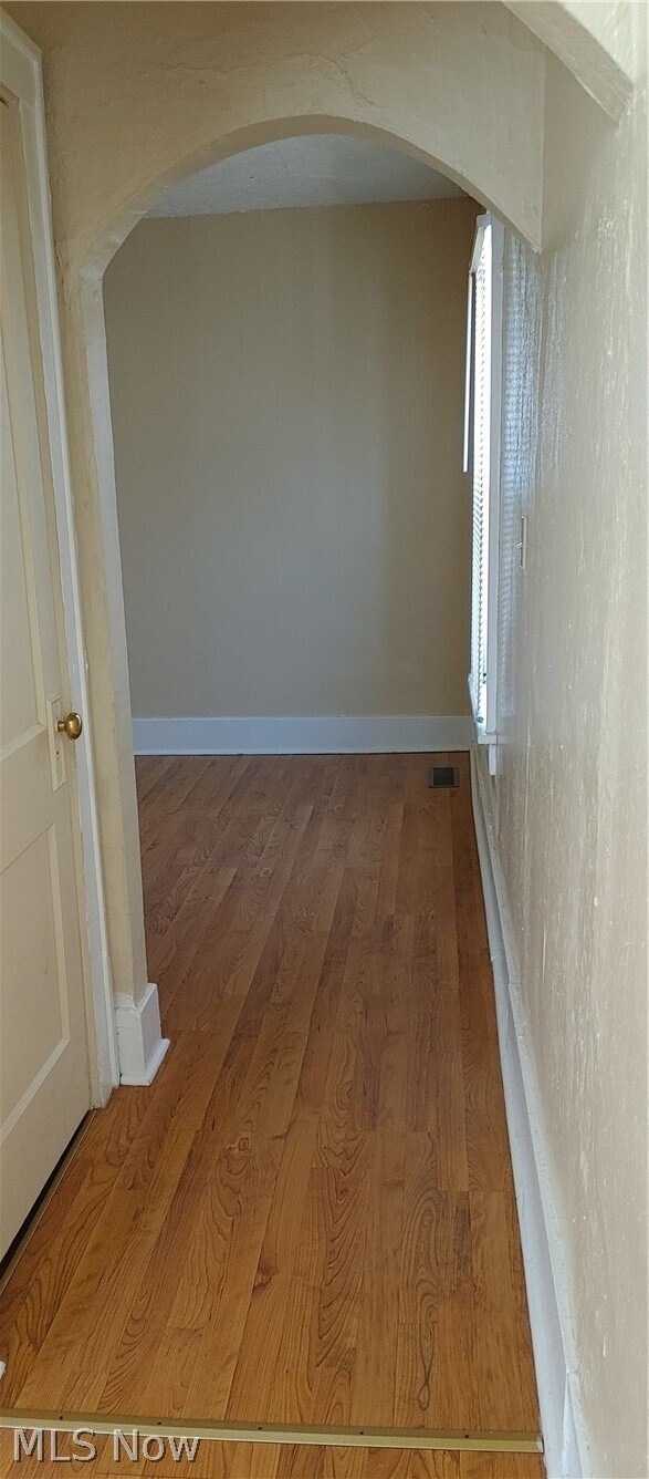 Building Photo - 956 Grant Ave