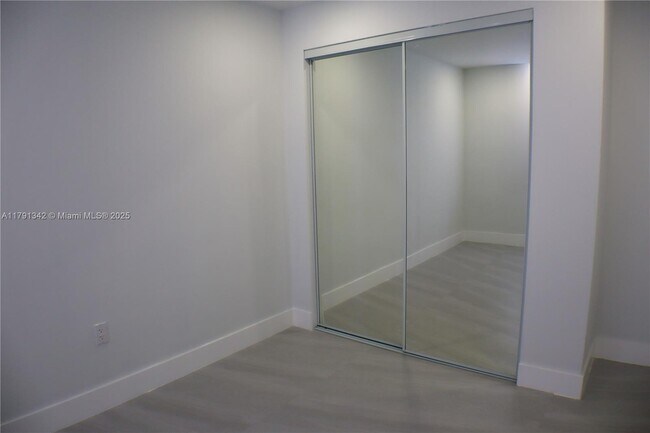 Building Photo - 2750 NE 183rd St