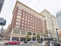 Building Photo - Great downtown location!