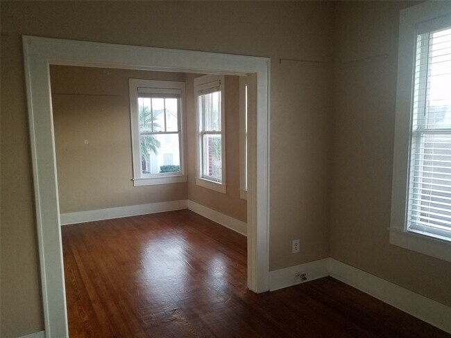 Building Photo - 1710 Market St