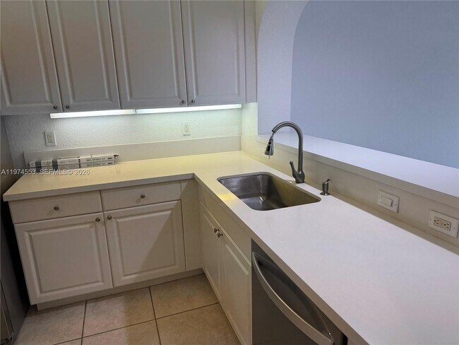 Building Photo - 10720 NW 66th St