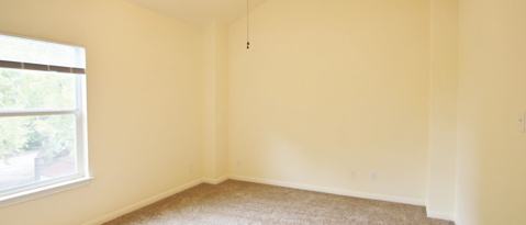 Building Photo - 1270 Hillcrest Dr