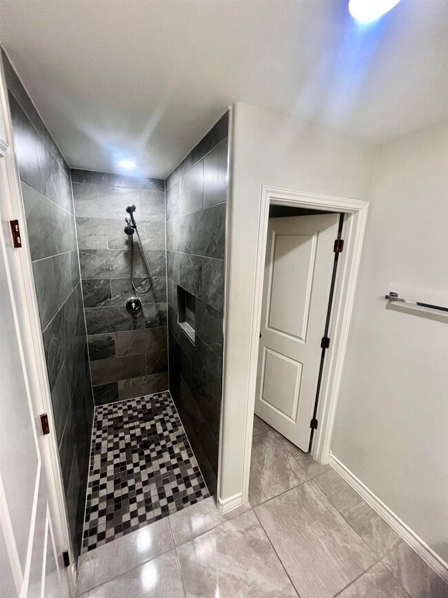 Building Photo - 5412 Capilla St