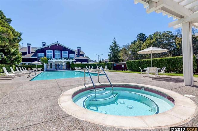 Building Photo - 140 Marina Lakes Dr