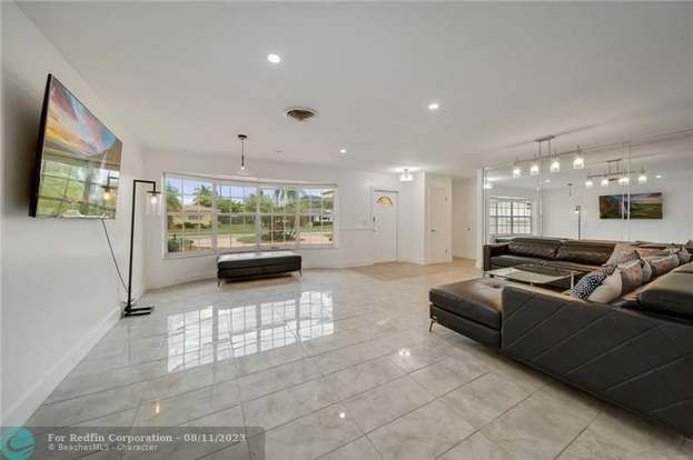 Building Photo - 4115 Madison St