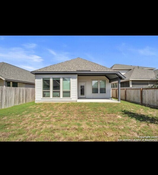 Building Photo - 13238 Fantine Flds