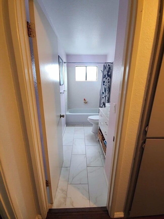 Building Photo - Adorable 2/2 Pocket Area Half-Plex!  PLEAS...