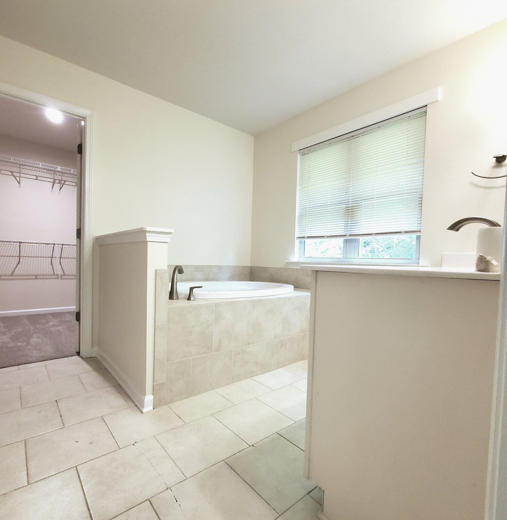 Building Photo - 4524 Grenadine Cir