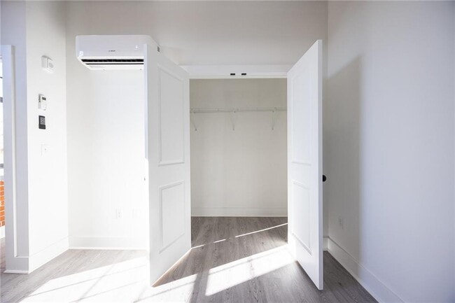 Building Photo - 50 Ashburton St