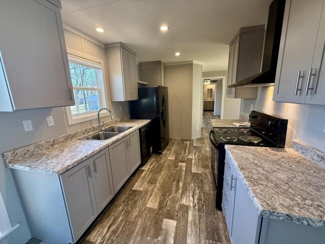 Building Photo - 1741 Bonnie Ct