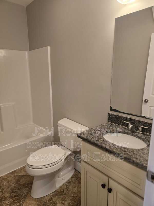 Building Photo - 283 Lincoln Ave