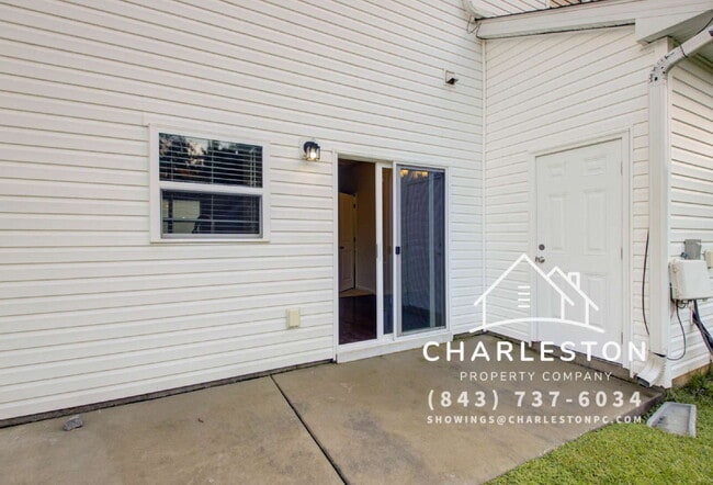 Building Photo - 9083 Parlor Dr