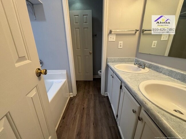 Building Photo - 133 Chapel Hill Dr