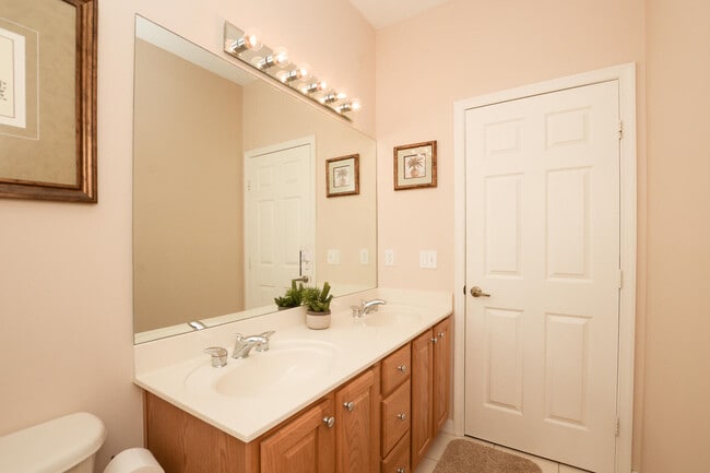 Building Photo - 8108 Carnoustie Pl