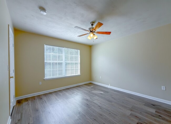 Building Photo - 1558 Devoe St