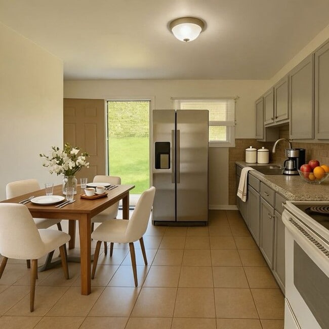 Building Photo - Property for rent in the quiet neighborhood of Highview Hills