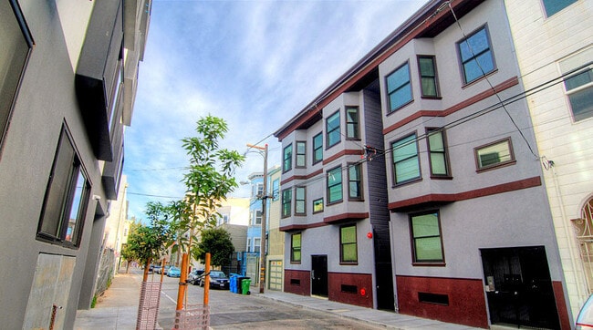 Building Photo - 1373 Minna St